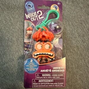 Disney and Pixar Inside Out 2 Express Yourself Figures – Anxiety Backpack Clip